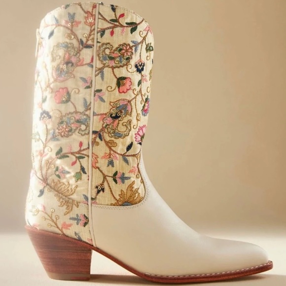 NIB MOMO New York x BHLDN Anthropologie Embroidered Western Boots - Picture 3 of 13